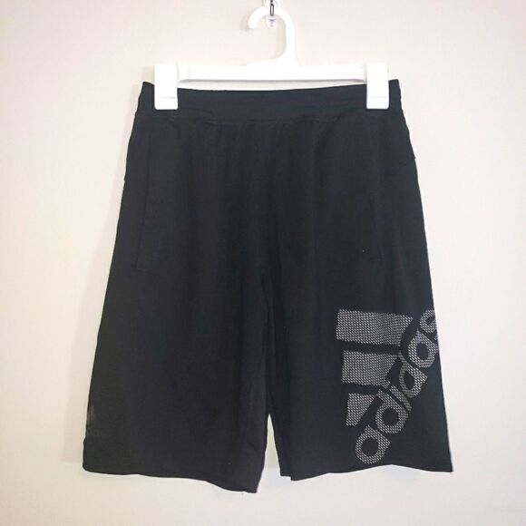ADIDAS BLACK BASKETBALL WORKOUT ACTIVE SHORTS AEROREADY SIZE MEDIUM - Picture 1 of 6